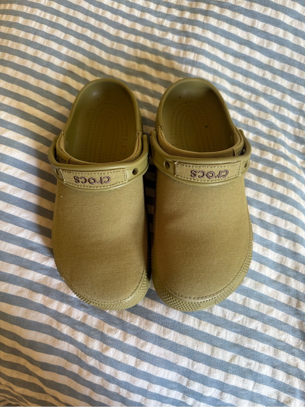 Crocs Classic Crafted Clog in Olive Green